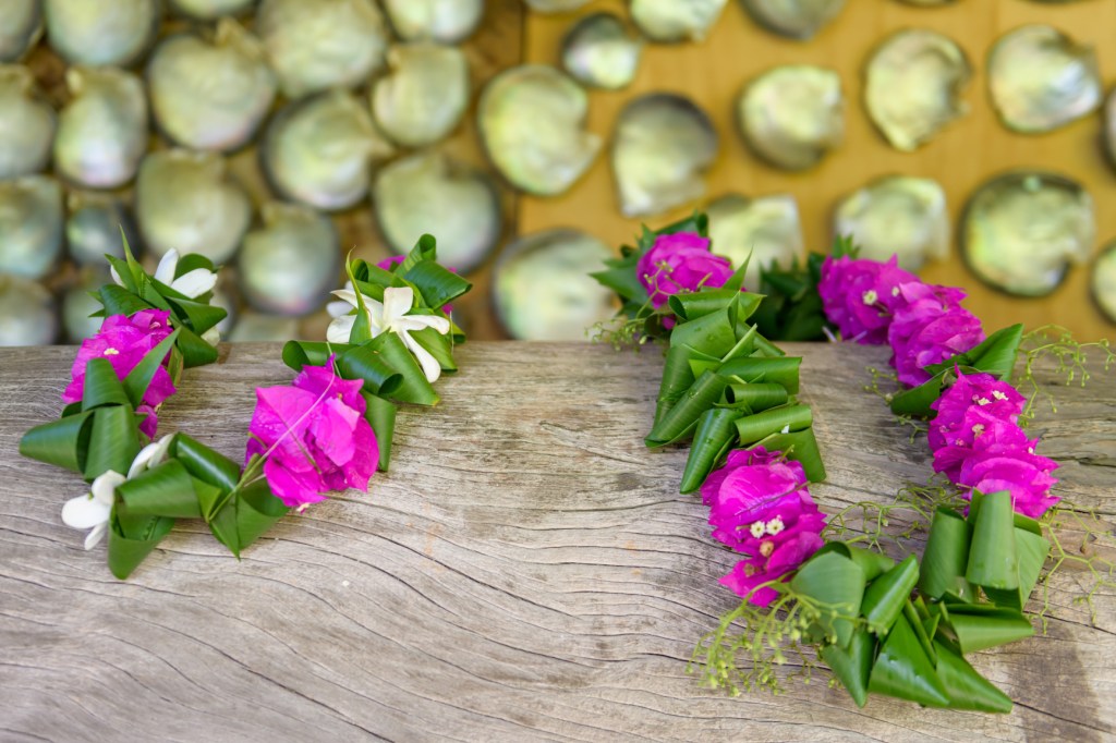 colliers de fleurs Tahiti